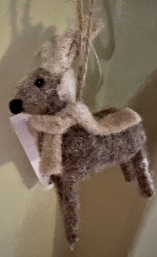 Taupe Reindeer Ornament from Italy - Image 4