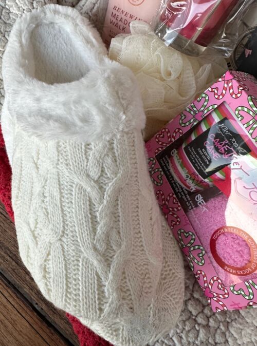 Valentine's Day Warm and Cuddly Package. - Image 2