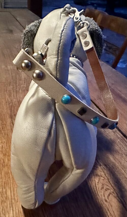 Fuzzy Nation Dog Shoulder Purse - Image 4